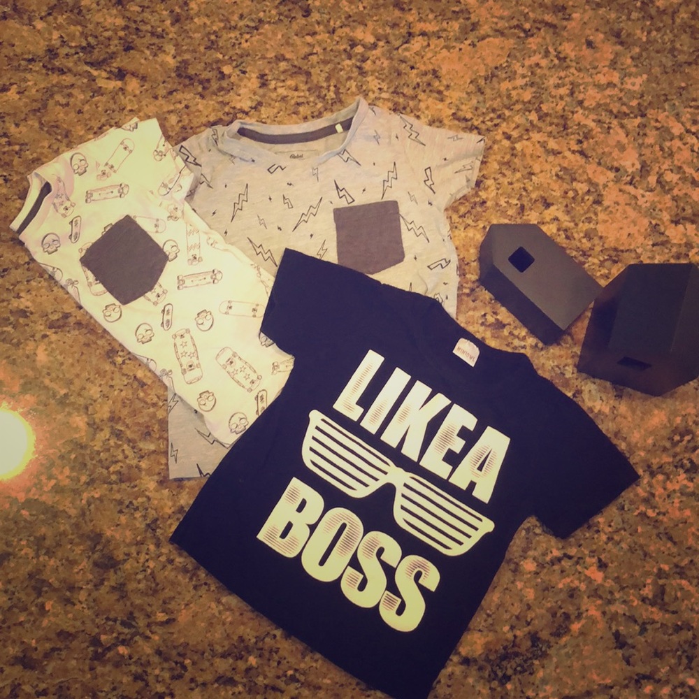 Euc. Bundle boy rebel tee’s. 2t